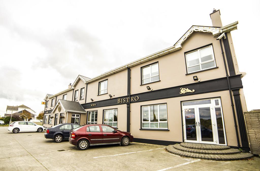 The Frontier Hotel Bridgend ภายนอก รูปภาพ